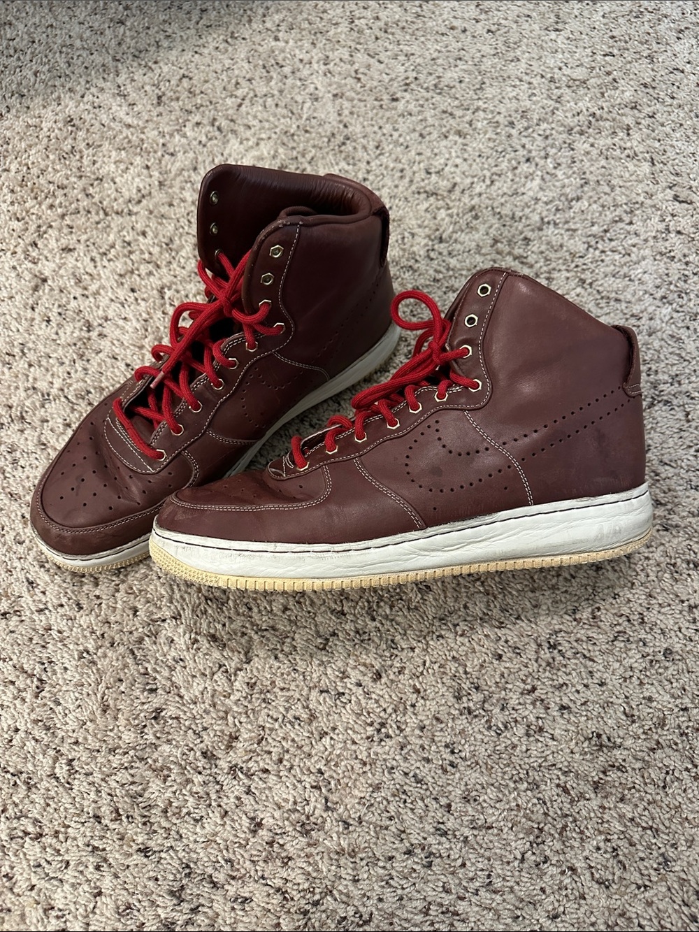Nike men’s size 13 brown leather High-Top Sneakers with Red Laces